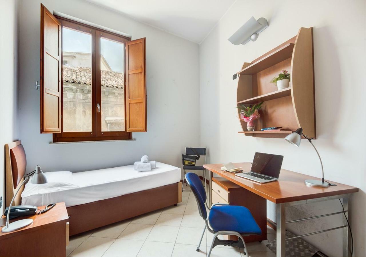 Camplus Guest Catania Exterior photo